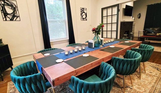 Charlie's Hideout - A Modern Historic Retreat - Your Home Away From Home!
