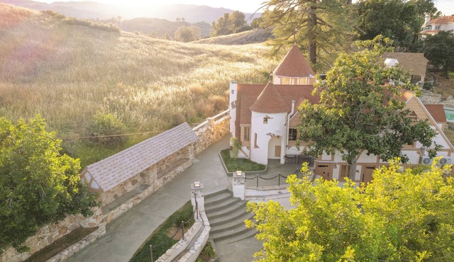 Charlie - Six Flags, Universal studio, LAX