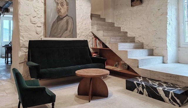 Charm and comfort - Renovated house with swimming pool -