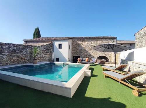 Charmante maison provençale proche d'Uzès