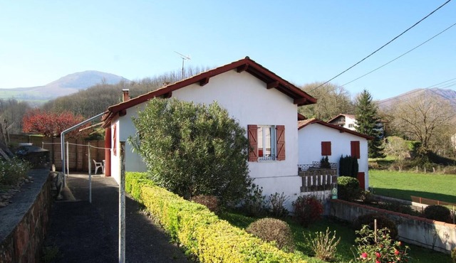 Charming 3 * cottage in the Basque Country