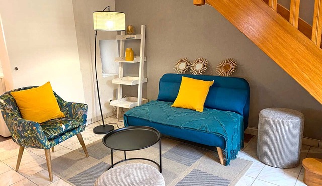 Charming cottage with spa and garden, pets allowed