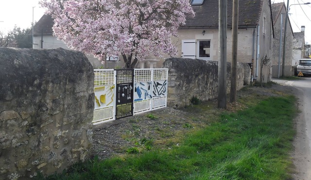 Charming Countryside Retreat: Cozy 1BR Cottage with Private Courtyard and Bike Trails Nearby