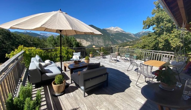 Charm, luxury, and nature in the mountains of Provence