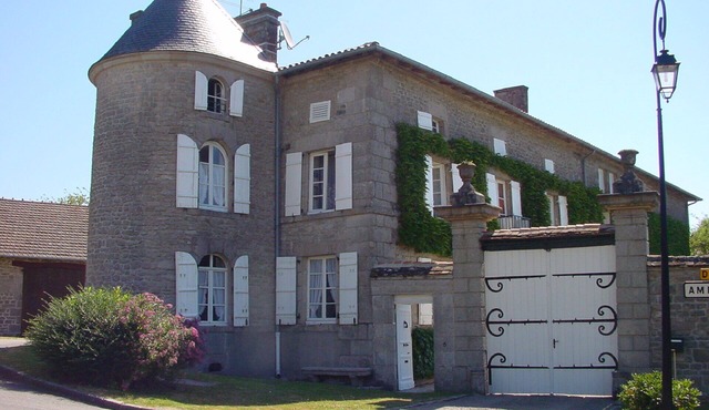 Charm of a family property in the green of the Ambazac mountains