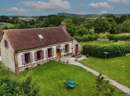 Charmante longère authentique et lumineuse avec grand jardin, proche du Perche - FR-1-497-216