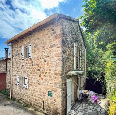 Charmante Maisonnette Ardéchoise