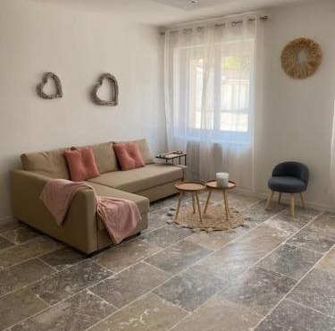 Charmant appartement-20 min Lyon-proche Aéroport-Eurexpo