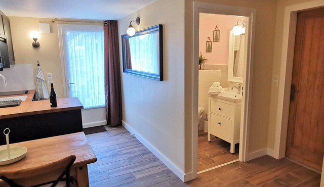 Charmant appartement de 30 m² avec terrasse au cœur de Marcillac-Vallon