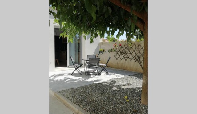 CHARMANT APPARTEMENT AVEC TERRASSE