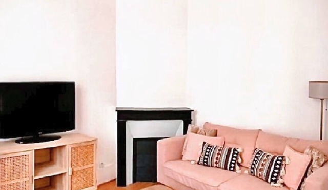 Charmant Appartement au Centre Ville de Puteaux Proche de Paris la Défense Arena