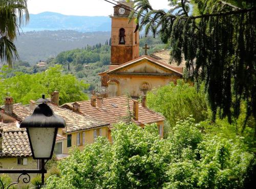 Charmant appartement dans maison de village