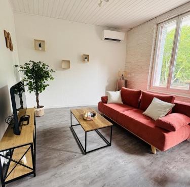 Charmant appartement rénové entre Castres & Toulouse l Climatisé