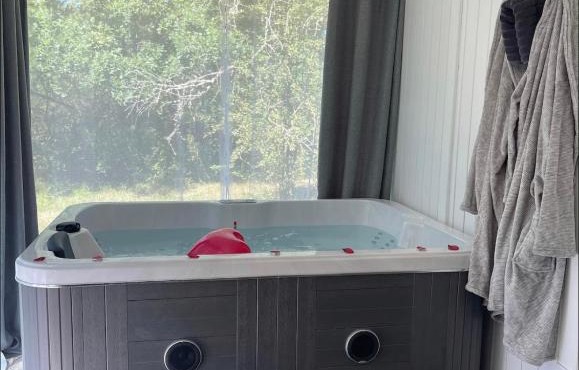 Charmant chalet cocooning avec Jacuzzi
