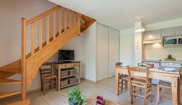 Charmant Duplex pour 6 personnes avec parking à Bourisp - FR-1-296-301