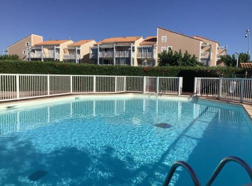 Charmant F3 Mezzanine avec Piscine, Clim, Proche Plage et Centre - 4 Pers. - FR-1-559-35