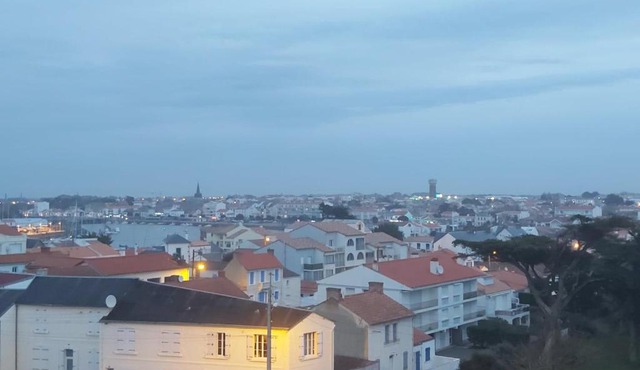 Charmant studio refait à neuf avec splendide vue Port - Saint Gilles Croix de Vie