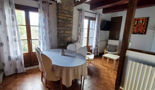 Charmant Gîte au Coeur du Caylar