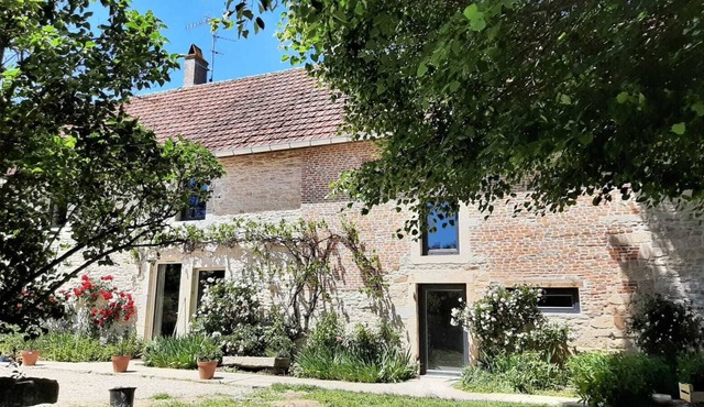 Charmant Gîte à la Campagne, à Proximité de Beaune