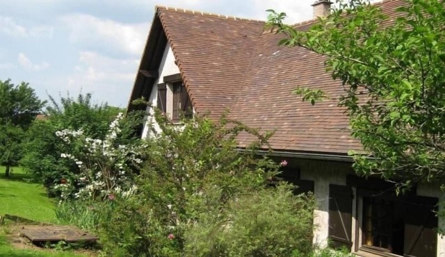 "Charmant Gîte Campagnard Proche Nancy – Nature, Confort et Activités ! "