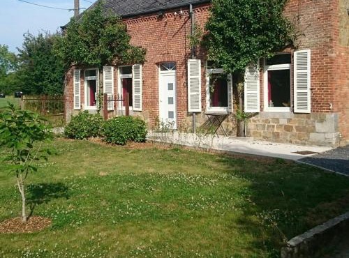Charmant Gîte de Campagne à Liessies avec Jardin et Parking - FR-1-510-157