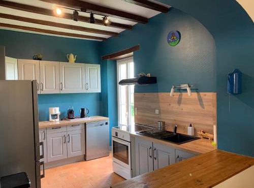 Charmant Gîte Familial avec Grand Terrain, à Proximité de Fontgombault et de la Creuse - FR-1-591-118