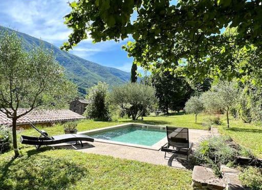 Charmant Logement avec piscine.