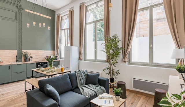 Charmant & Spacieux Appartement en Cœur de Ville de Saint-etienne - 6 Personnes