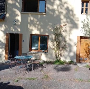 Charmant studio à Aubusson avec terrasse 35 m²