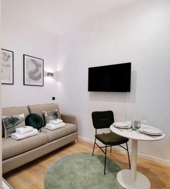 Charmant studio - 2P - Passy - Auteuil