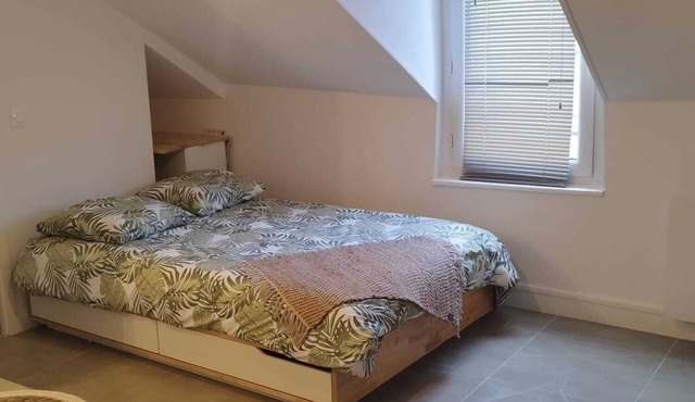 Charmant Studio Bien Situé