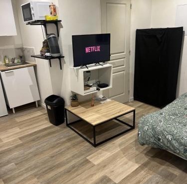 Charmant Studio Mantes-La-Jolie