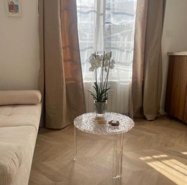 Charmant studio perché sur les toits, avec ascenseur, 16 ème quartier calme securise- Proche quai Seine