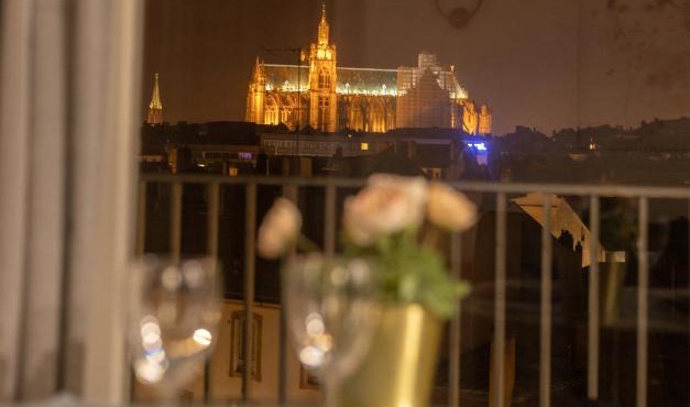 Charmant Studio, Terrasse et vue sur la Cathédrale