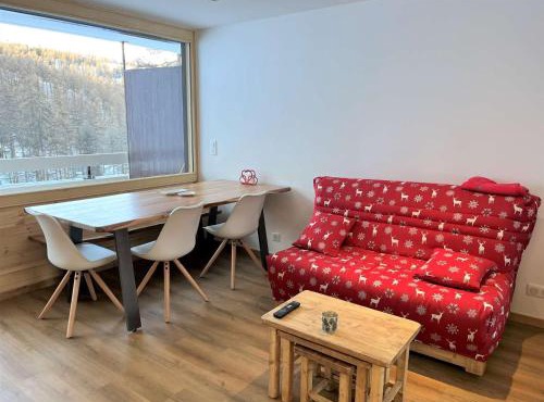 Charmant T2 cabine, rénové, 6 couchages, à 20m des pistes, parking privé – Vars Les Claux - FR-1-330B-208