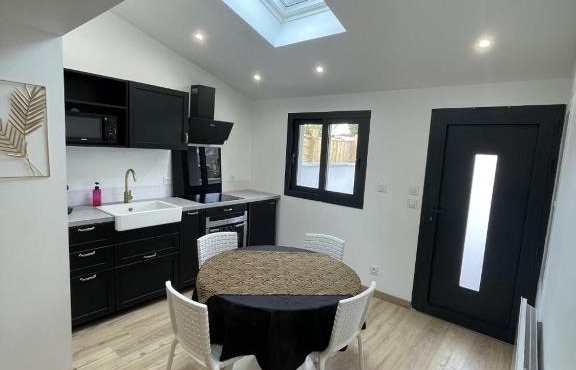 Charmant T2, parking privé