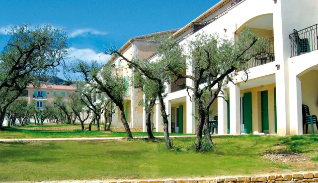 Charmant T2 pour 4 | Accès à la piscine