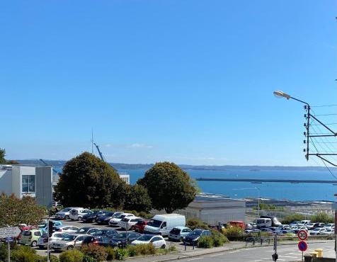 Charmant T3 Vue Mer & Confort en Plein Centre