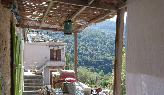 Charmante et authentique maison de village, idéale entre amis ou en famille !