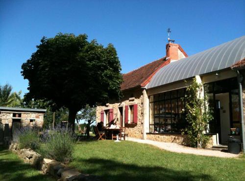 Charmante fermette rénovée - Animaux bienvenus - Près de Commentry - FR-1-489-228