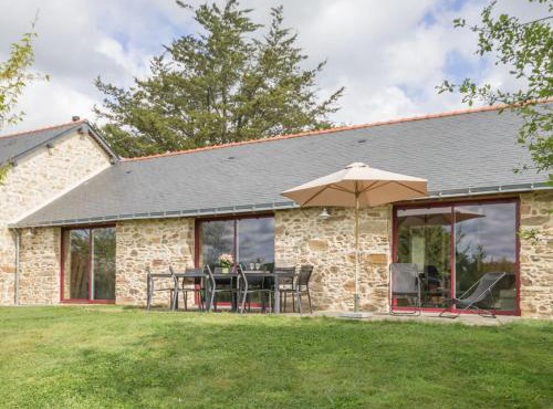 Charmante Grange Rénovée avec Terrasse Privative, Proche de Nantes et du Canal - FR-1-306-905