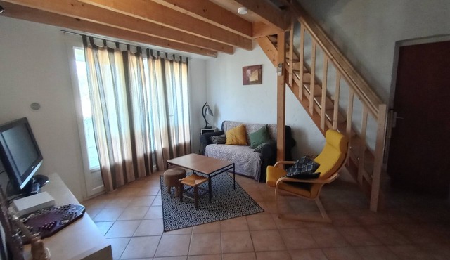 Charmante Maison de Village Avec Cour
