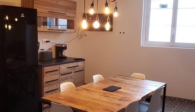 Charmante Maison de Ville Rénovée au Cœur de la Ville de Neufchâtel en Bray