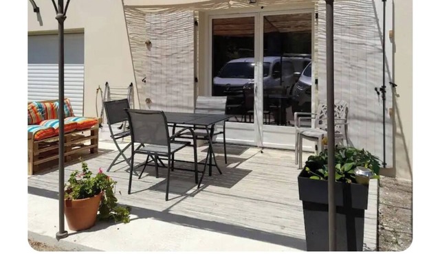Charmante Maison Meridionale, Grand Espace, Accès Réservé, Fermé Avec Portail