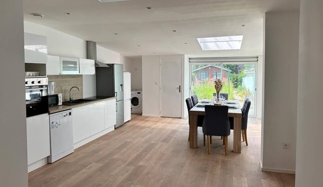 Charmante Maison de Ville Avec Jardin