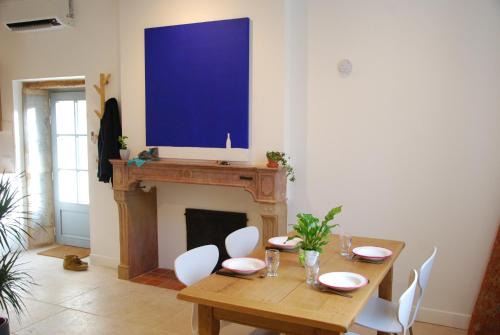 Charmante maison 2 chambres et parking privé