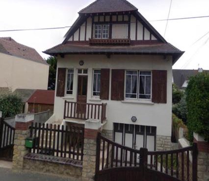 Charmante maison à 30m de la plage, wifi, vélo