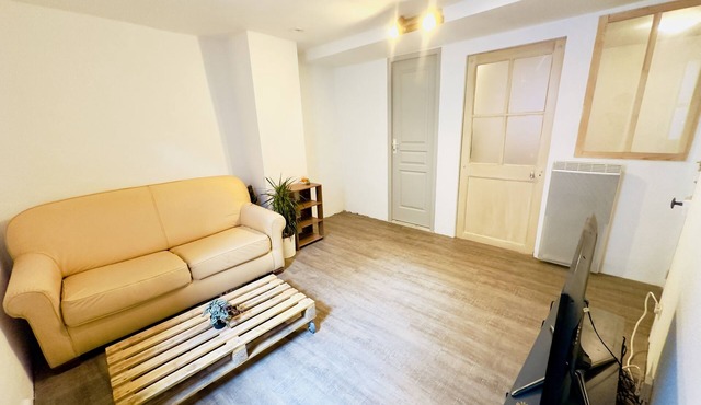 Charmante Maison à Montagnac. Animaux de Compagnie Acceptés !