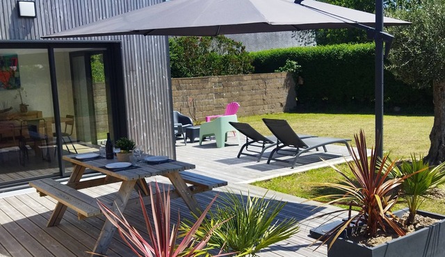 Charmante Maison, à 400 Mètres de la Plage, Port Blanc, au Calme