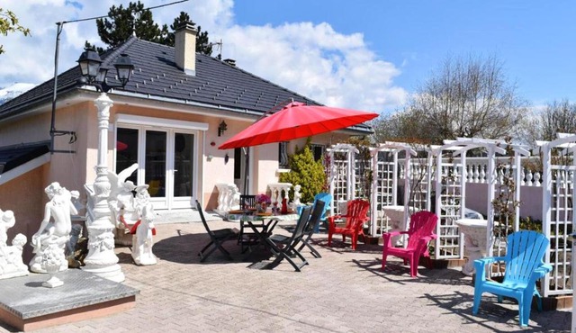 Charmante maison avec jardin à Pierre-Châtel 71 m²